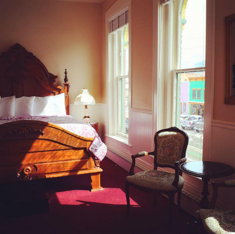 Grand Imperial Hotel Silverton ภายนอก รูปภาพ